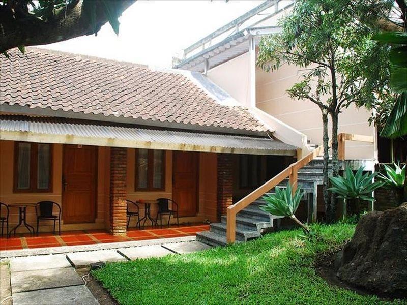 Alamanda Hotel Garut Bagian luar foto