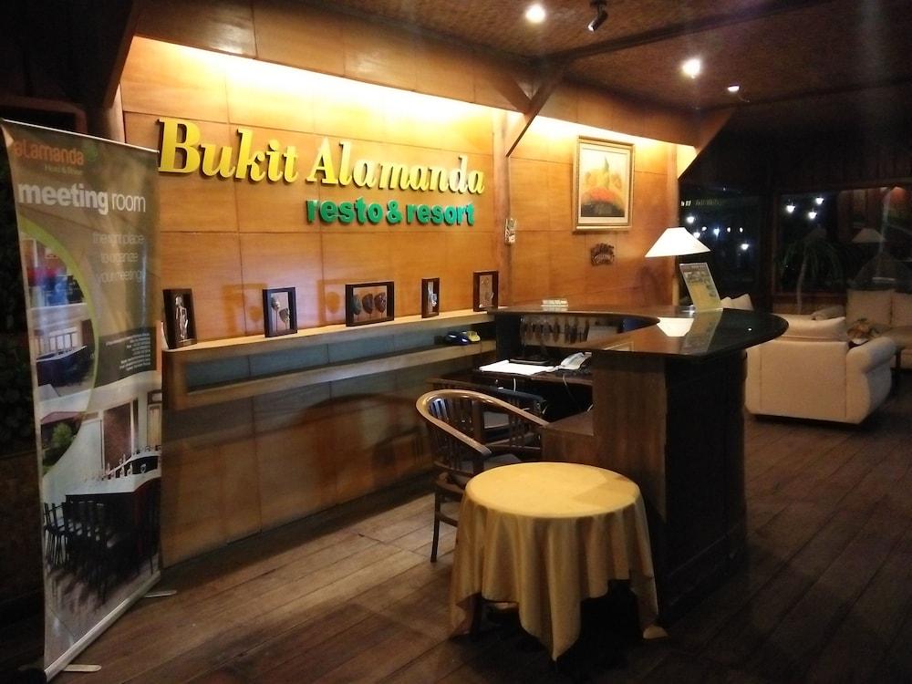 Alamanda Hotel Garut Bagian luar foto