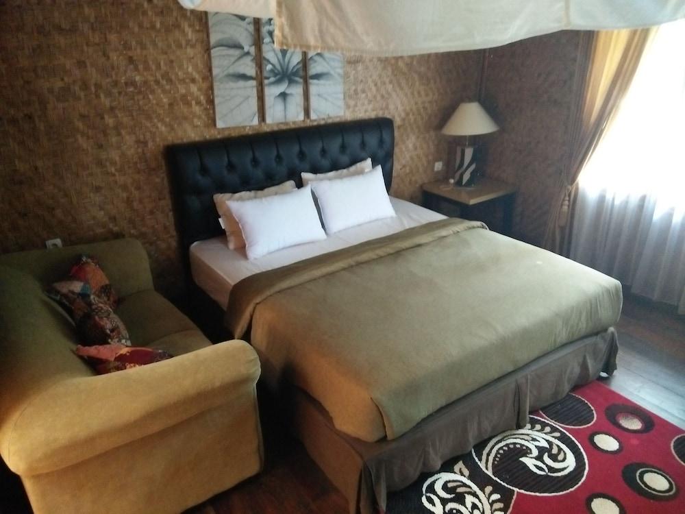 Alamanda Hotel Garut Bagian luar foto