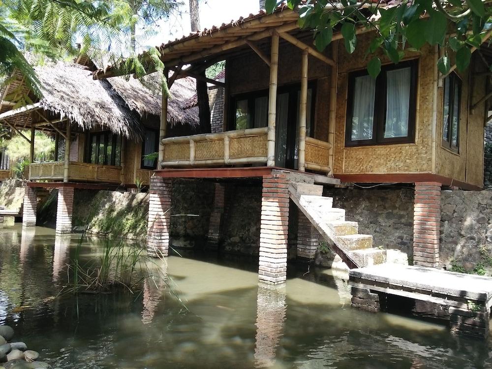 Alamanda Hotel Garut Bagian luar foto